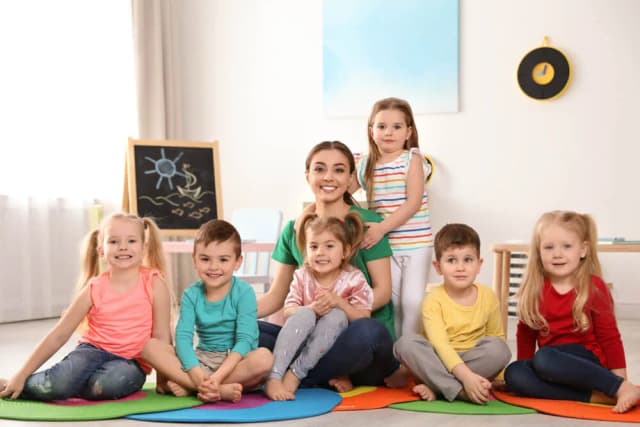 Zajęcia adaptacyjne z rodzicami w przedszkolu - jak wspierać dziecko? Zajęcia adaptacyjne z rodzicami w przedszkolu - jak wspierać dziecko?