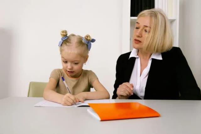 Kiedy nauczanie indywidualne w domu? Kluczowe informacje i kroki do podjęcia Kiedy nauczanie indywidualne w domu? Kluczowe informacje i kroki do podjęcia
